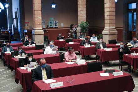 Piden diputados a Cabildos sumarse al programa alimentario del Gobierno del Estado